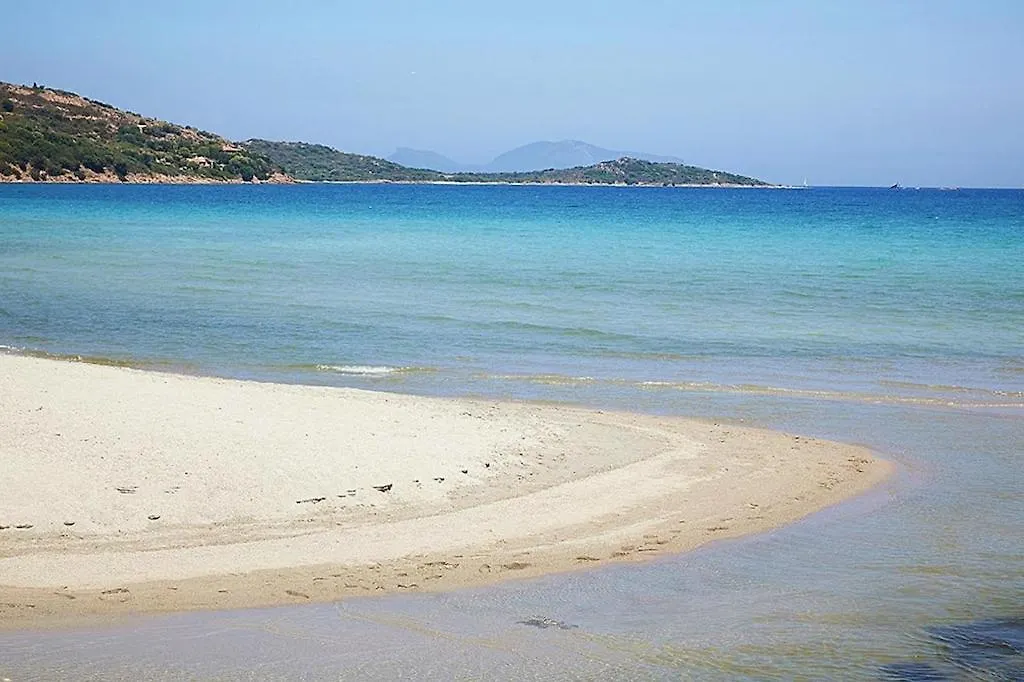 Holiday Home In Residence Lu Nibareddu In Loiri Monte Petrosu 0*,  Ιταλία